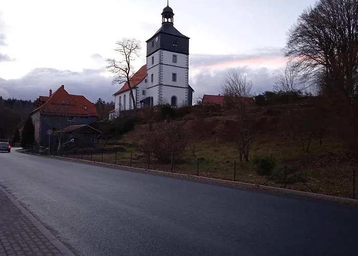& Restaurant Zum Adlersberg Schleusingen