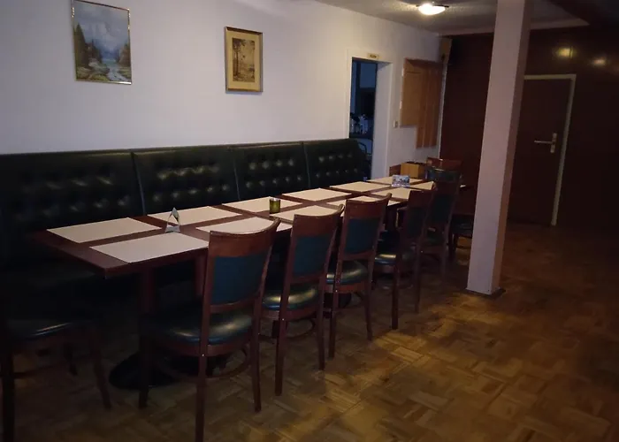 Hotel & Restaurant Zum Adlersberg