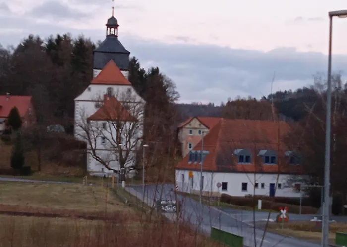 & Restaurant Zum Adlersberg Hotel