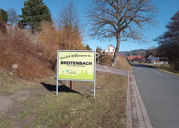 & Restaurant Zum Adlersberg 3* Schleusingen